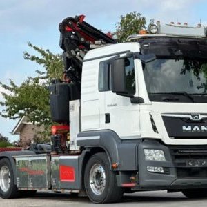 foto 6x2 MAN TGS 26.420 + Fassi