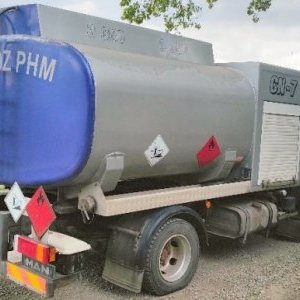 foto 6.7m3 ADR diesel zisterne 2x 3.350 ltr MAN 9.5t bet